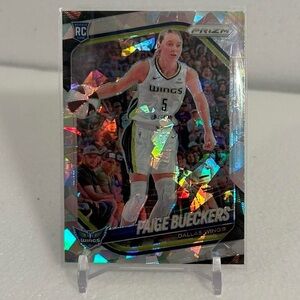 2025 Panini Prizm WNBA Paige Bueckers Rookie Silver Cracked Ice #5 Dallas Wings